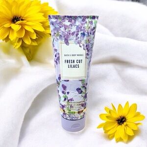 🆕Fresh Cut Lilacs Ultimate Hydration Body Cream